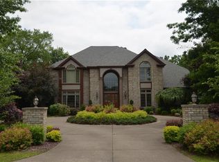 150 Post Oak Dr, Beaver Falls, PA 15010