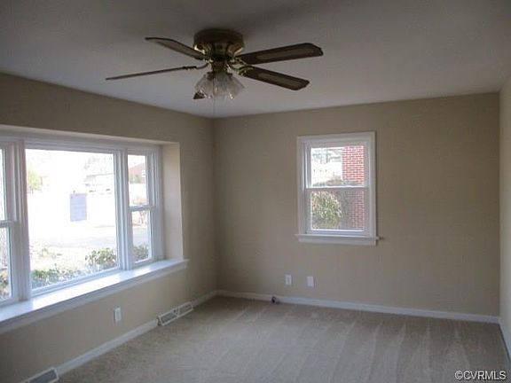 3rd image of 1505 Carter St