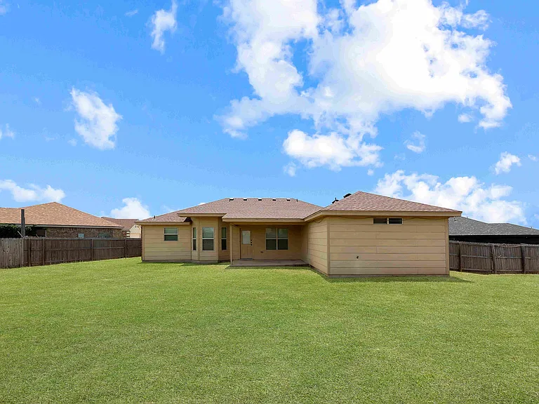 3802 Doffy Dr — Photo 20