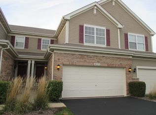 6N312 Whitmore Cir UNIT E, St Charles, IL 60174