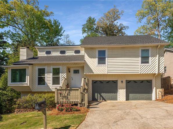 1109 Capital Club Cir NE, Atlanta, GA 30319