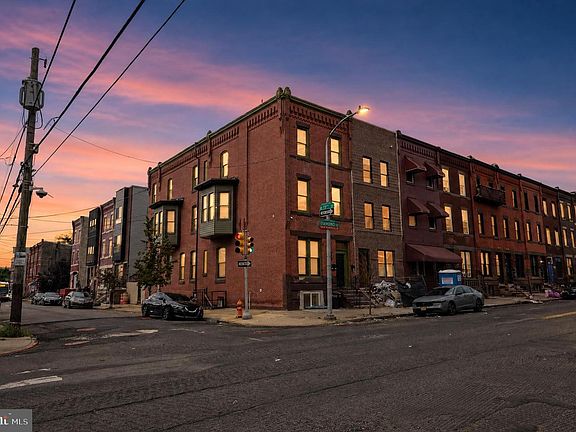 2nd image of 1900 W Diamond St