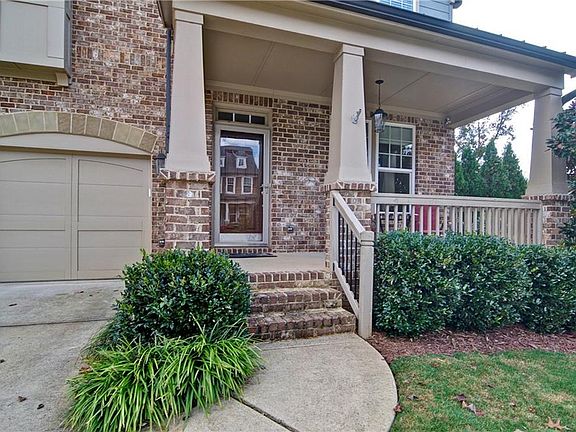 3rd image of 536 Lost Creek Dr