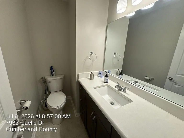 7933 Gaelic Dr — Photo 18