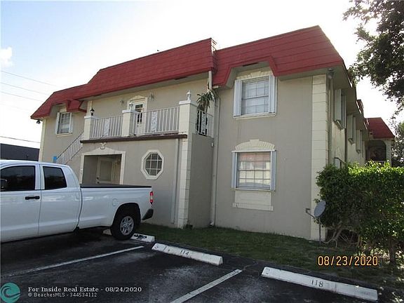 2nd image of 475 SE 8th St APT 115