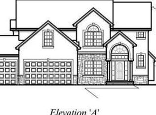 5900 NW Thousand Oaks Dr, Parkville, MO 64152