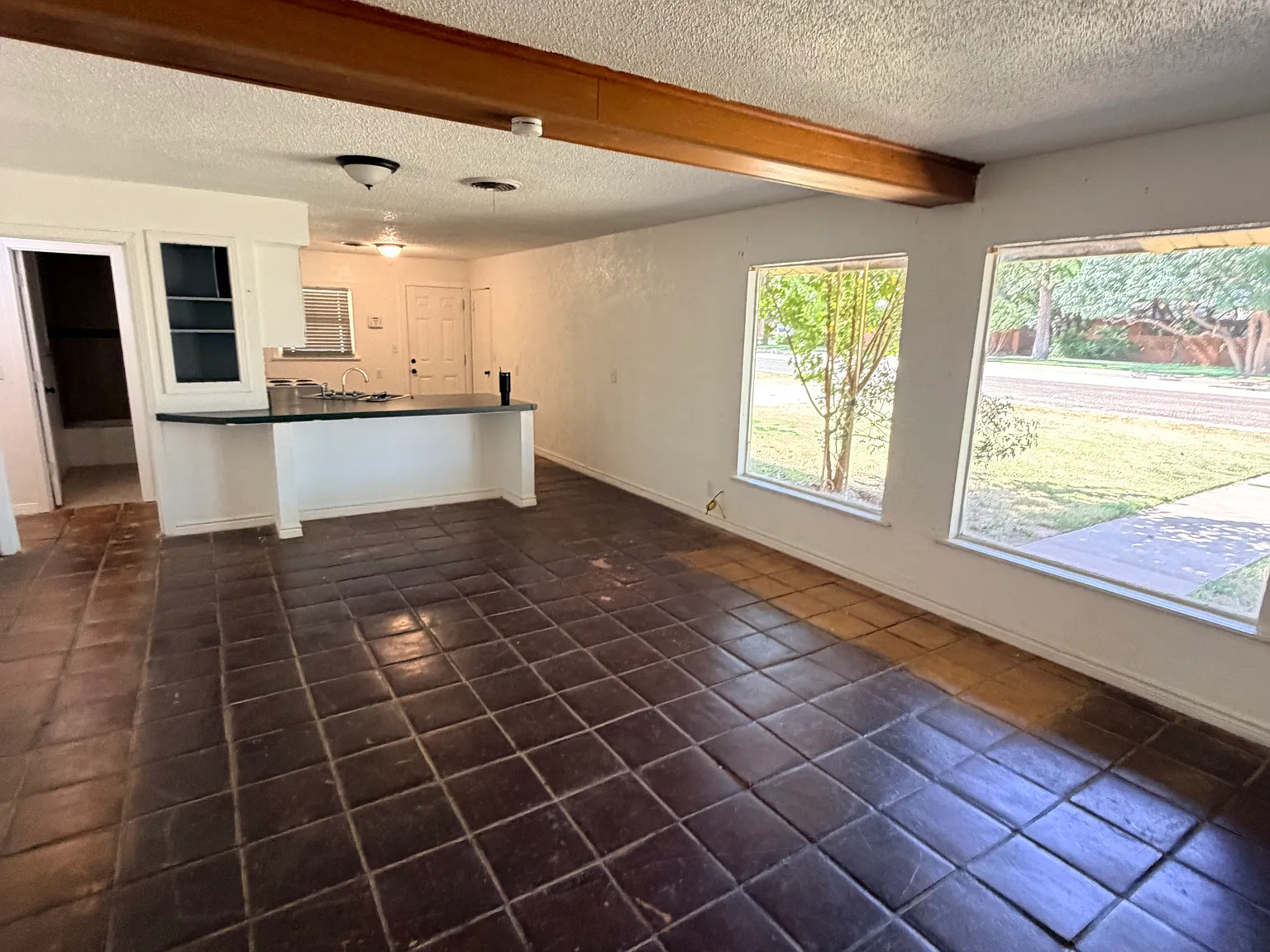 3 bed, 1526 sqft, $1,450 — Photo 2
