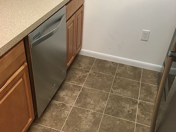 Kitchen/Dishwasher