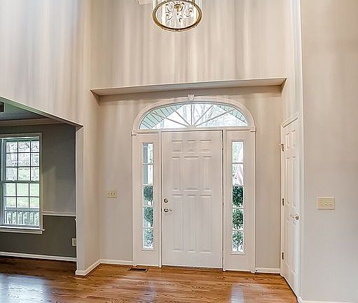 5th image of 11543 Colerain Ave