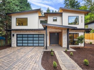5152 SW Dawn St, Lake Oswego, OR 97035