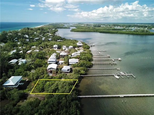 9004 Seagrape Ln, Placida, FL 33946