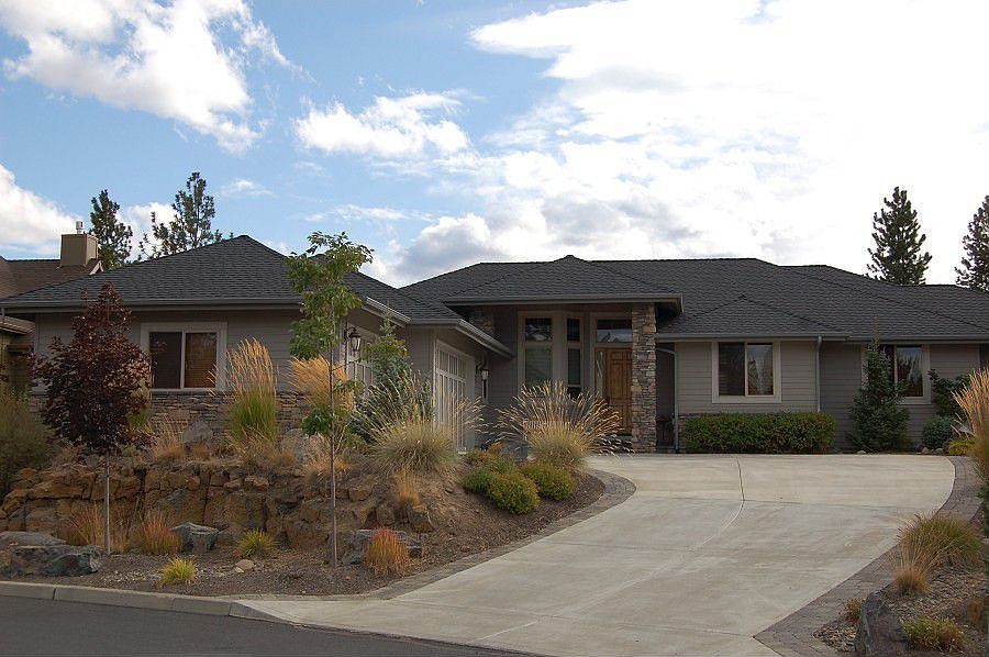 1st image of 19465 Golden Meadow Loop
