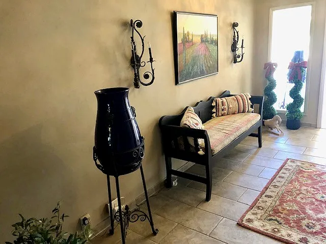 3 bed, 1642 sqft, $4,900 — Photo 4
