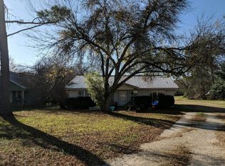 500 Taylor Rd, Elgin, TX 78621