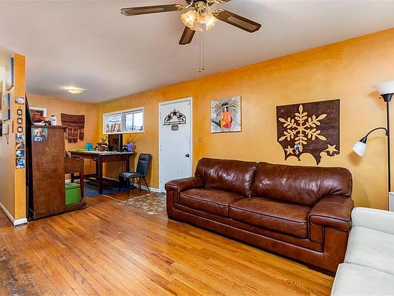 5th image of 3141 S 46th Ter