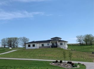 27132 Kenyon Summit Rd, Adel, IA 50003
