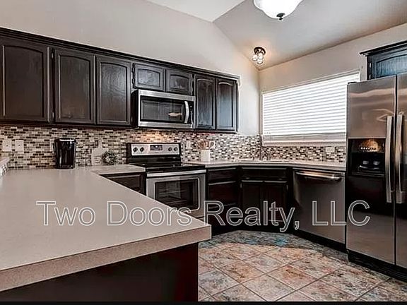 4th image of 13244 Almond Dr