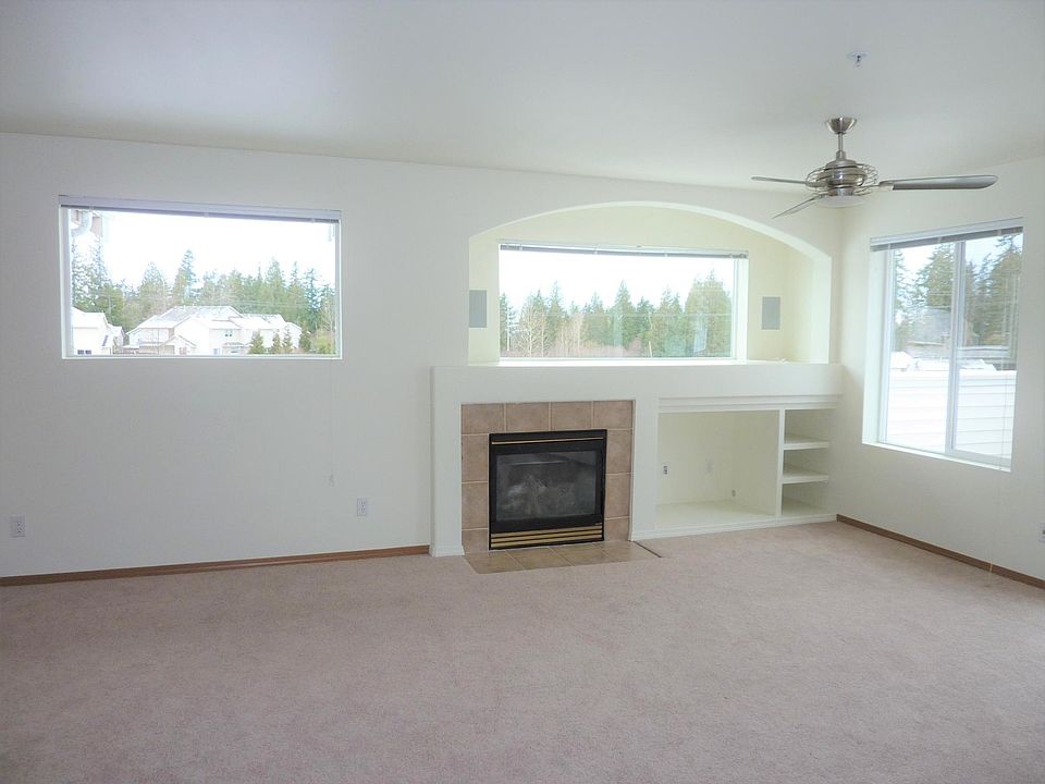1st image of 8905 Meridian Pl NE