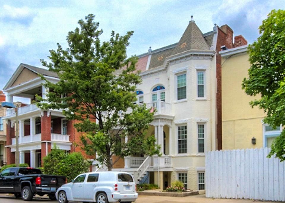 1st image of 2006 Stuart Ave APT A