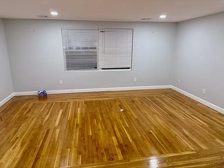 200 Bulgarmarsh Rd #1 — Photo 2