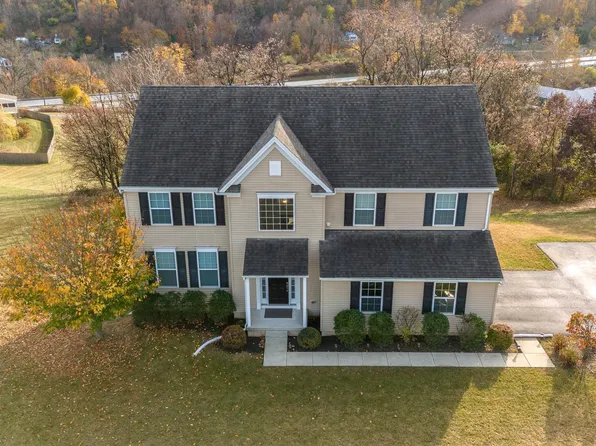 233 Coleridge Ln, Coatesville, PA 19320