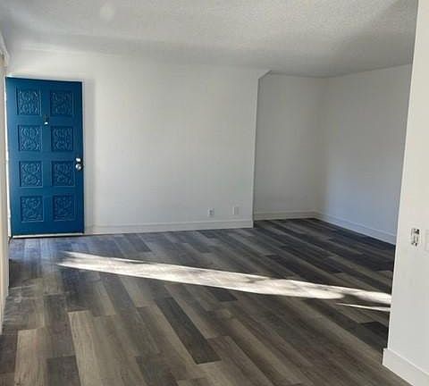 3rd image of 13602 Mar Vista St #9