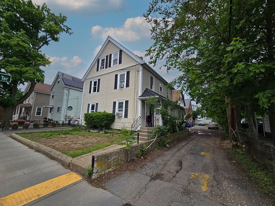 2nd image of 236-238 Adams St