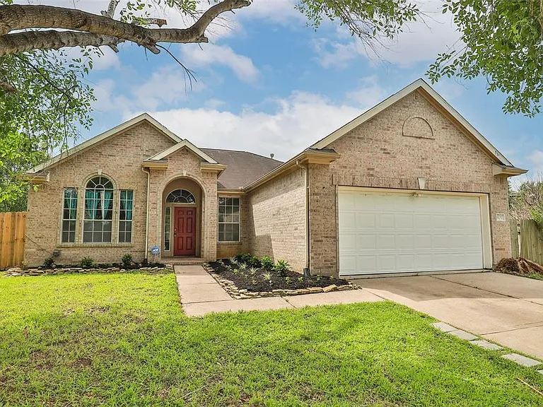 14707 Chapelbrook Ln — Photo 1