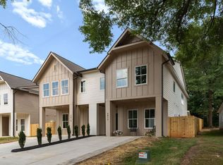 2417 Pruitt St, Charlotte, NC 28208