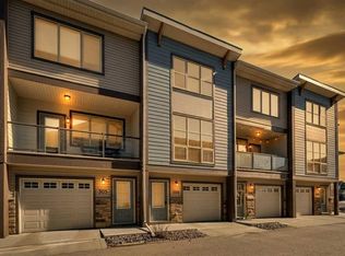 125 W Caribou Cres #304, Red Deer, AB T4P0V6