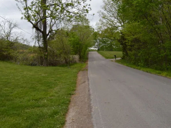 1224 Fredonia Rd, Livingston, TN 38570