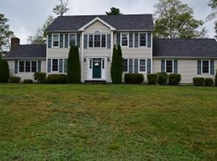 4 Griffin Way, Wareham, MA 02571