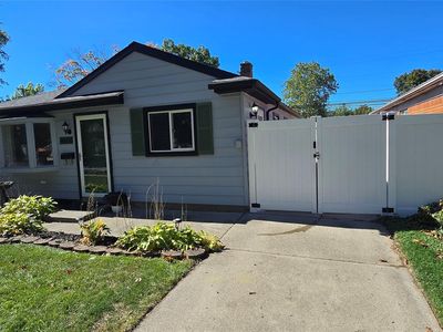 4620 Katherine St, Dearborn Heights, MI, 48125
