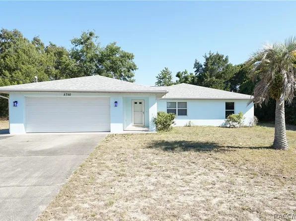 5750 W Irving Ct, Homosassa, FL 34448