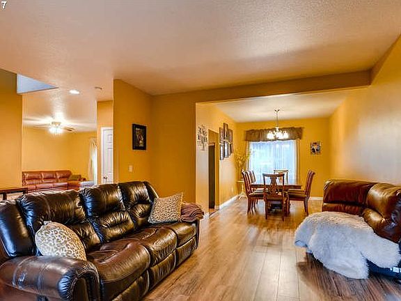 4th image of 15514 NE 82nd Cir