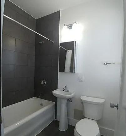 5th image of 285 Turk St #307