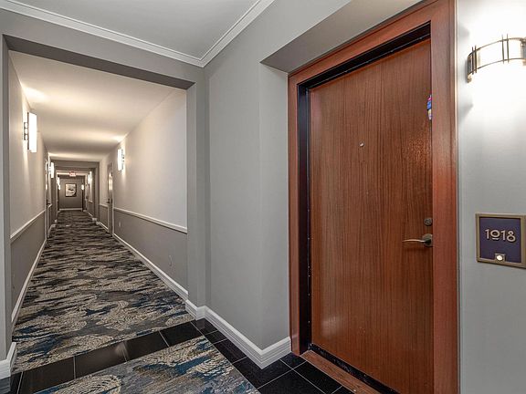 3rd image of 500 W Harbor Dr Unit 1018