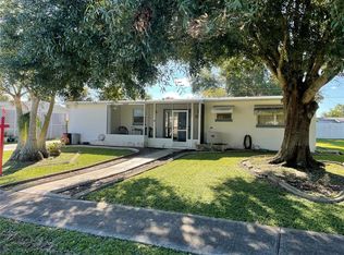 22185 Beverly Ave, Pt Charlotte, FL 33952