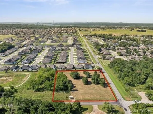 141st Ave SE, Bixby, OK 74008