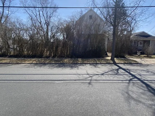 114 Center Street, Freehold, NJ 07728