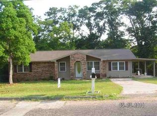 606 Charlie St, Opp, AL 36467