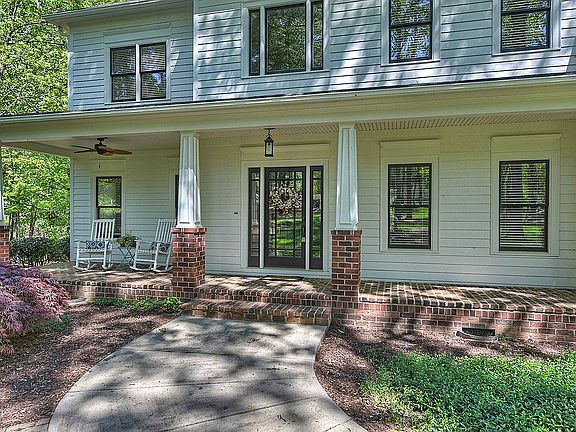 2nd image of 180 Atlantic Way