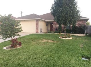 208 Amber Ln, Jarrell, TX 76537