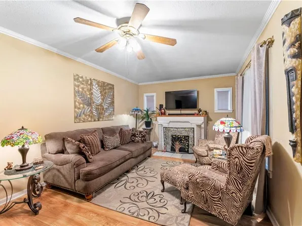 5304 Brooklyn Ave, Kansas City, MO 64130