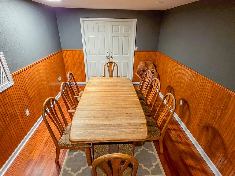 8401 Kennedy Dr — Photo 38