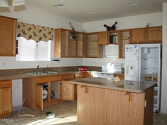 5th image of 16477 W Yucatan Dr