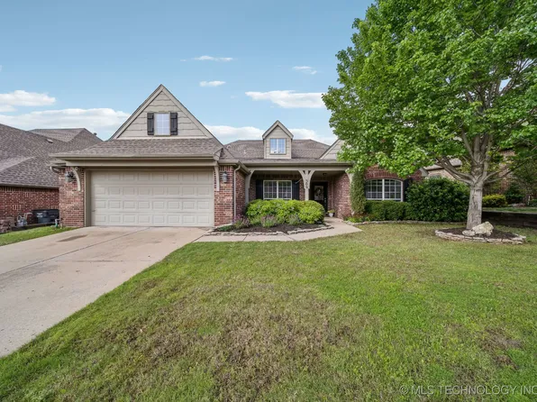 309 E 125th Ct S, Jenks, OK 74037