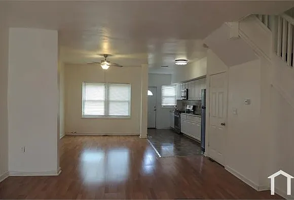 2878 W Garrison Ave — Photo 8