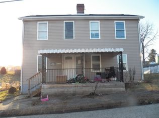 251 High St, Mount Pleasant, PA 15666