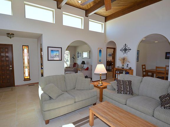 5th image of 4916 Camino De Monte NE